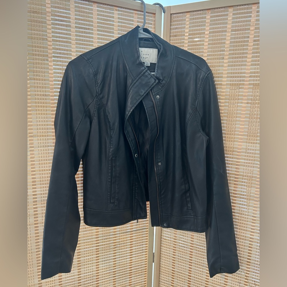 Black Leather Jacket Size M